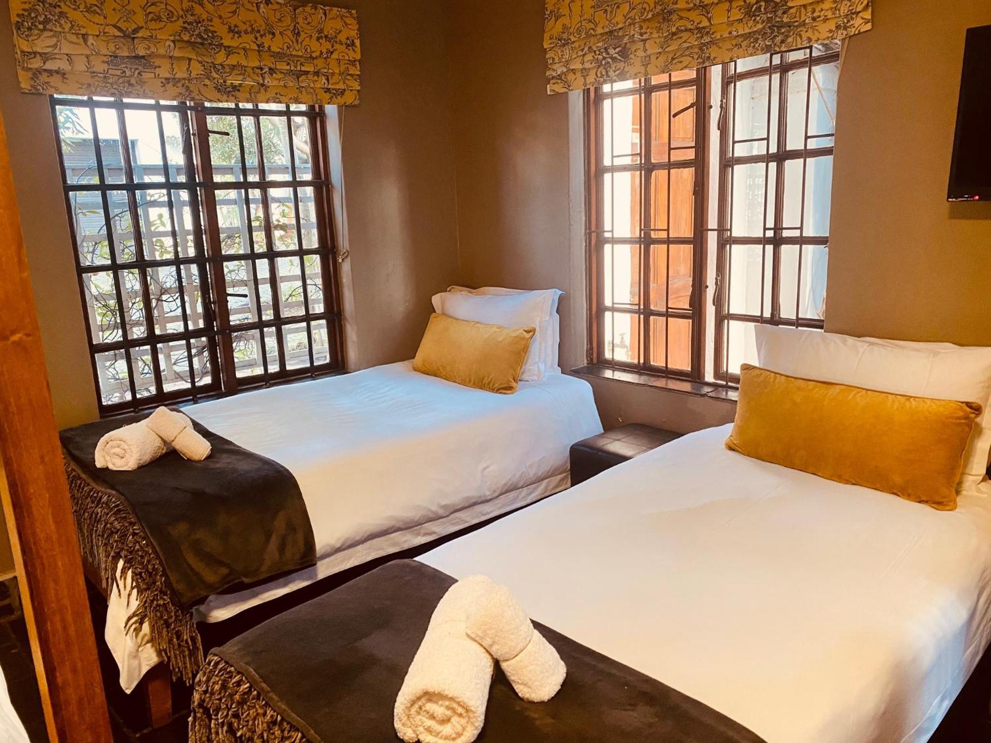 Boord Guest House สเตลเลนบอช ห้อง รูปภาพ