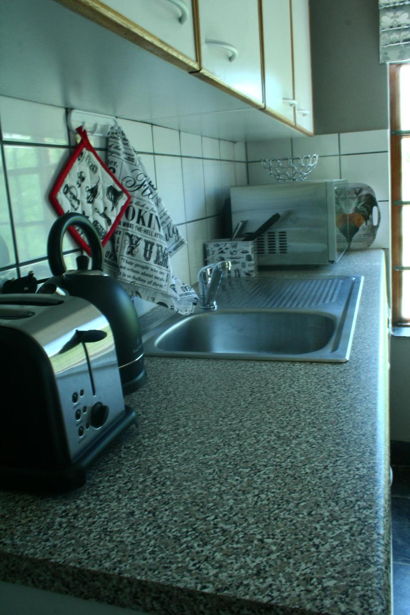 Boord Guest House สเตลเลนบอช ภายนอก รูปภาพ
